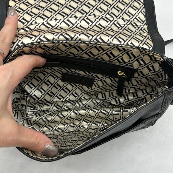 Tignanello Black Pebble Leather Crossbody Bag BP4771B - Picture 4 of 12